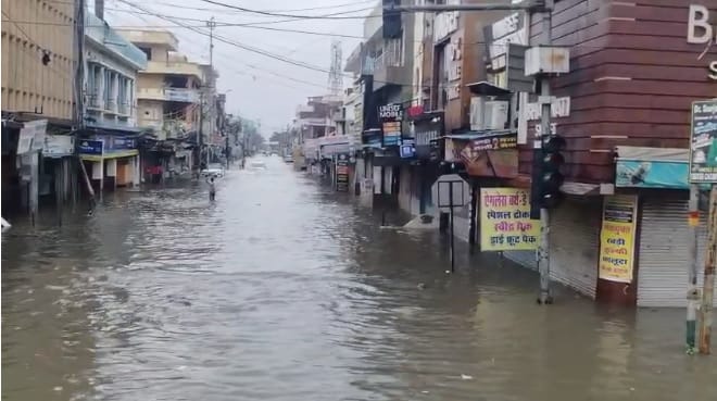 Kanpur Waterlogging and traffic jams in Govind Nagar knee deep water on roads following rain