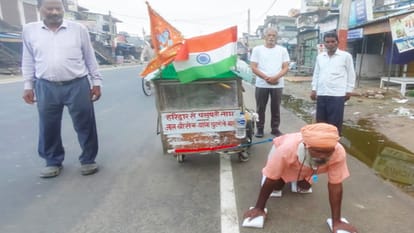Kanwar Yatra 2026: Devotees Dedicate Kanwar to Martyrs, Son Carries Mother, Another Begins 411-Day Pilgrimage