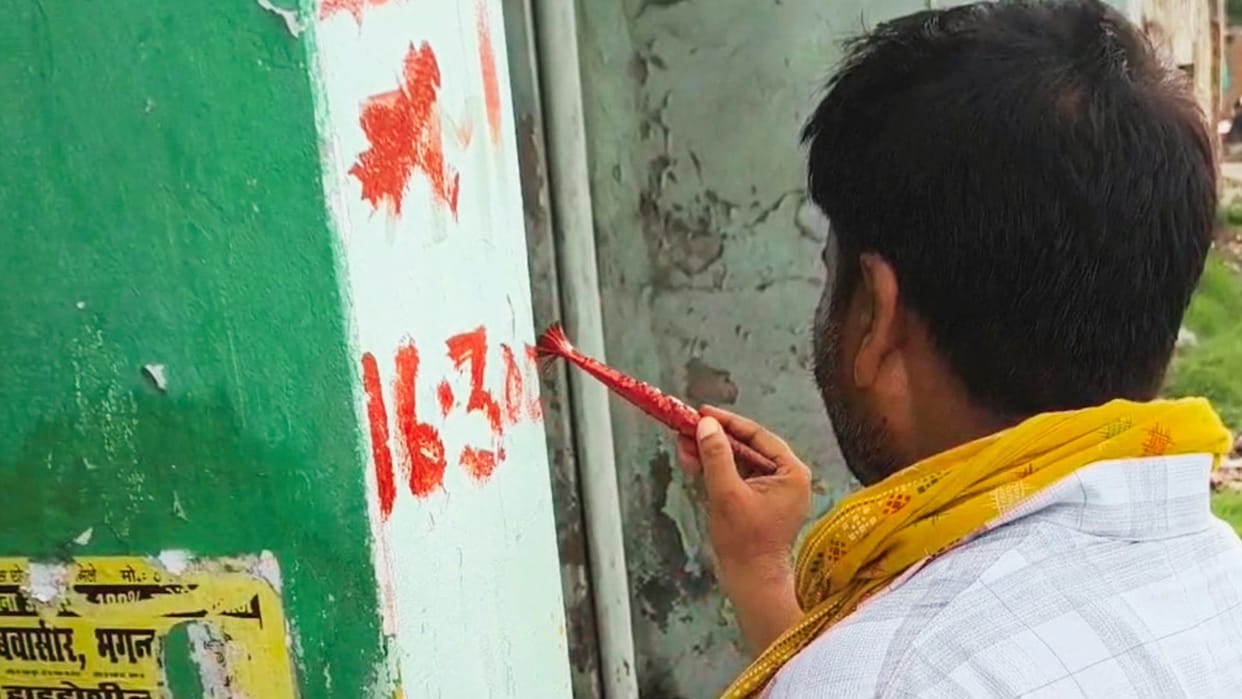 Survey conducted six-laning in Dulahipur red marks placed on buildings drain and service road constructed