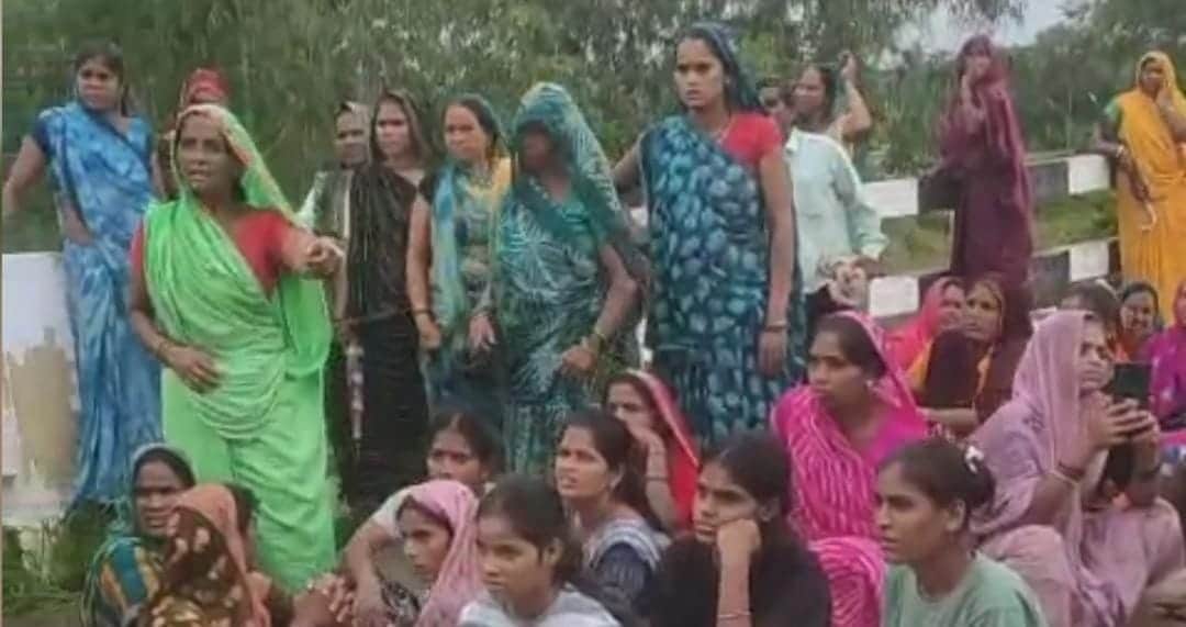 Roadblock staged with the young woman's body following her death.