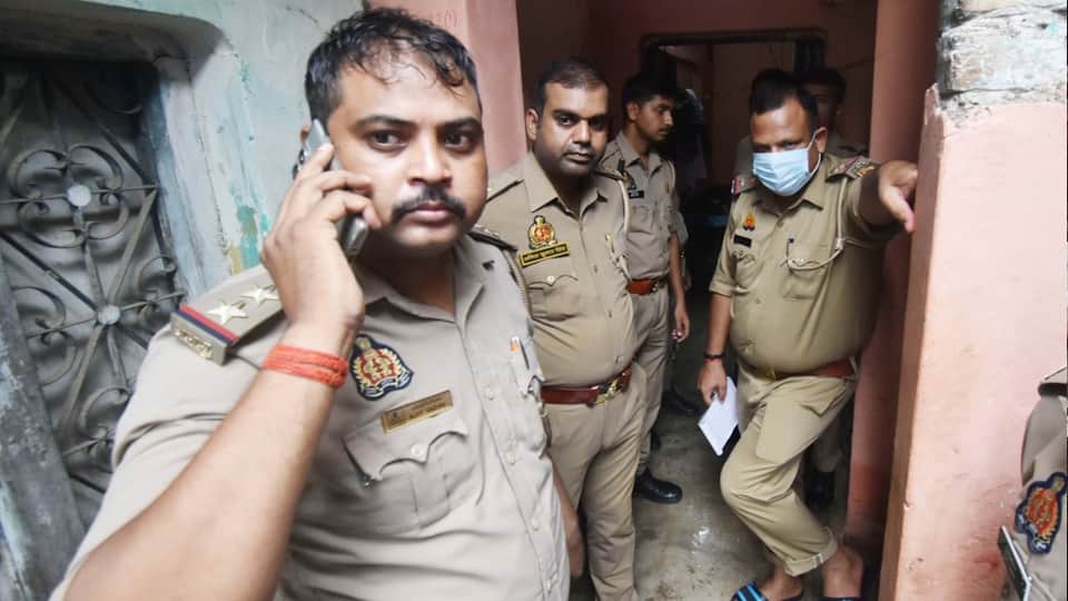 Triple murder in Prayagraj Landlady unaware of tenants names and addresses Why police informed after 3 hours