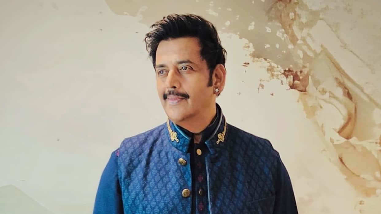 Ravi Kishan fitness secret at 57 he used to do Tai Chi and drink coconut milk
