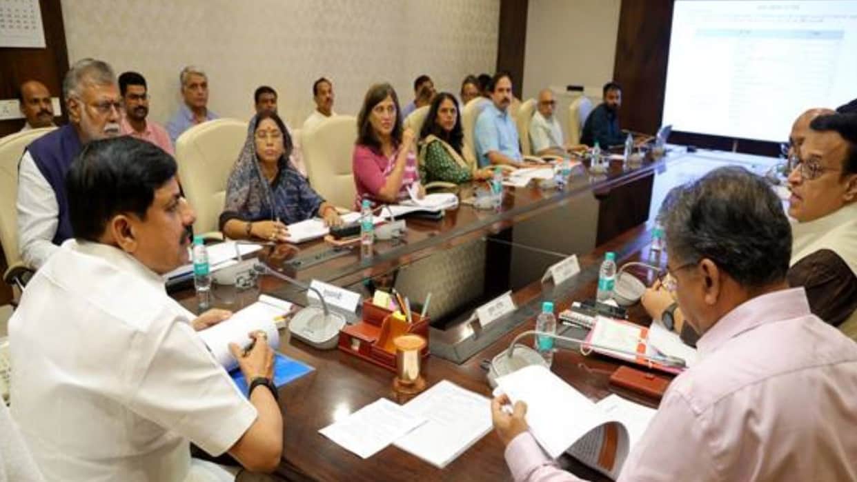 MP News: Separate action plans will be formulated for large Gram Panchayats; CM says they will be further stre