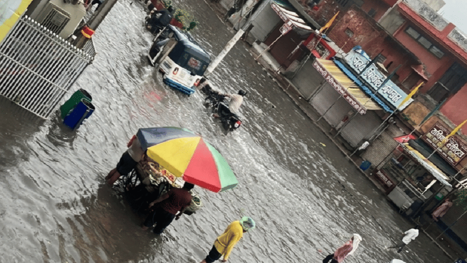 Two Hours of Rain Expose Agra’s Drainage Crisis, 42 Areas Waterlogged Again