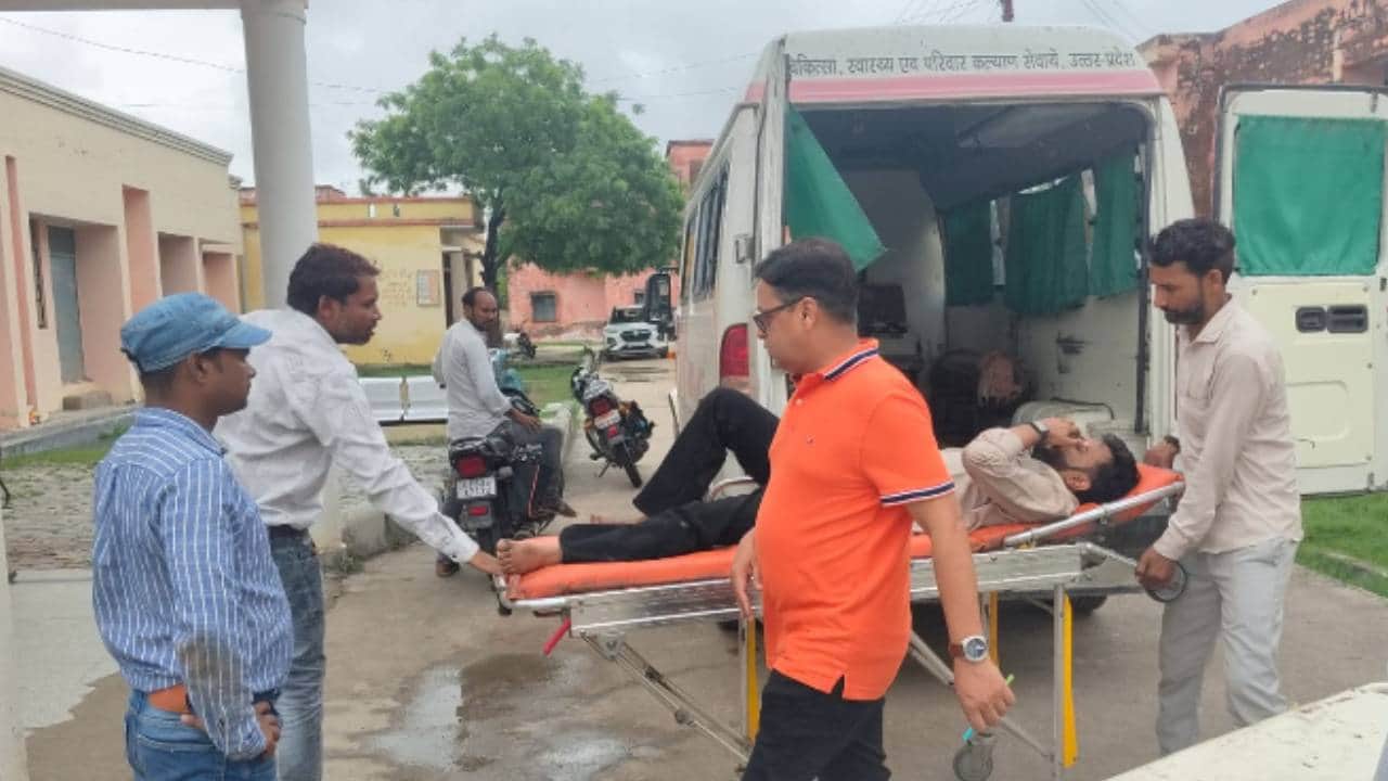 Atiq Ahmed's Younger Son abaan ahmed Death Travelling to Meet Brother Ali in Jhansi Jail Check Photos