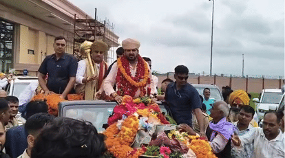 UP Big News: Atiq Ahmed's younger son dies; Lucknow-Kanpur Expressway dried using fans; Yogi makes a ma