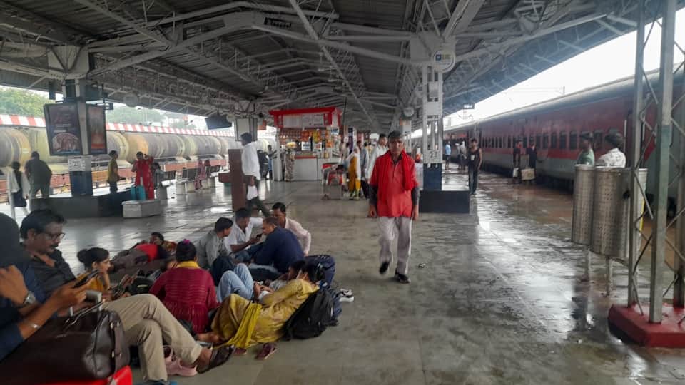 No Medical Booths at Agra’s Major Railway Stations, Proposal Stuck in Files