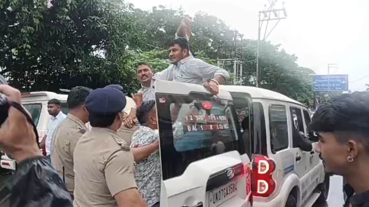 Suraj Seva Dal marches to Secretariat Dehradun allegations raised regarding pending vigilance