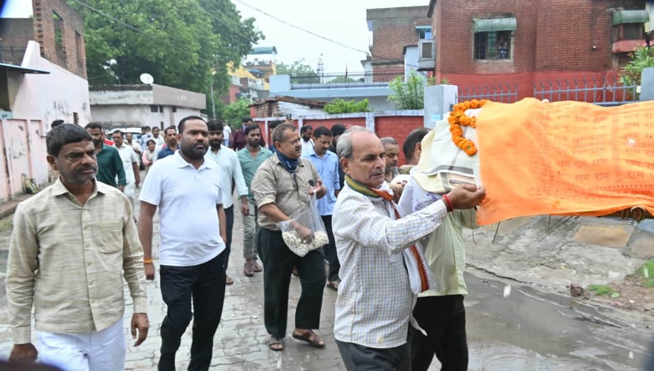 मर्चेंट नेवी अफसर सागर गुप्ता की अंतिम यात्रा