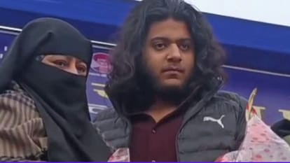 Atiq Ahmed's Younger Son abaan ahmed Death Travelling to Meet Brother Ali in Jhansi Jail Check Photos