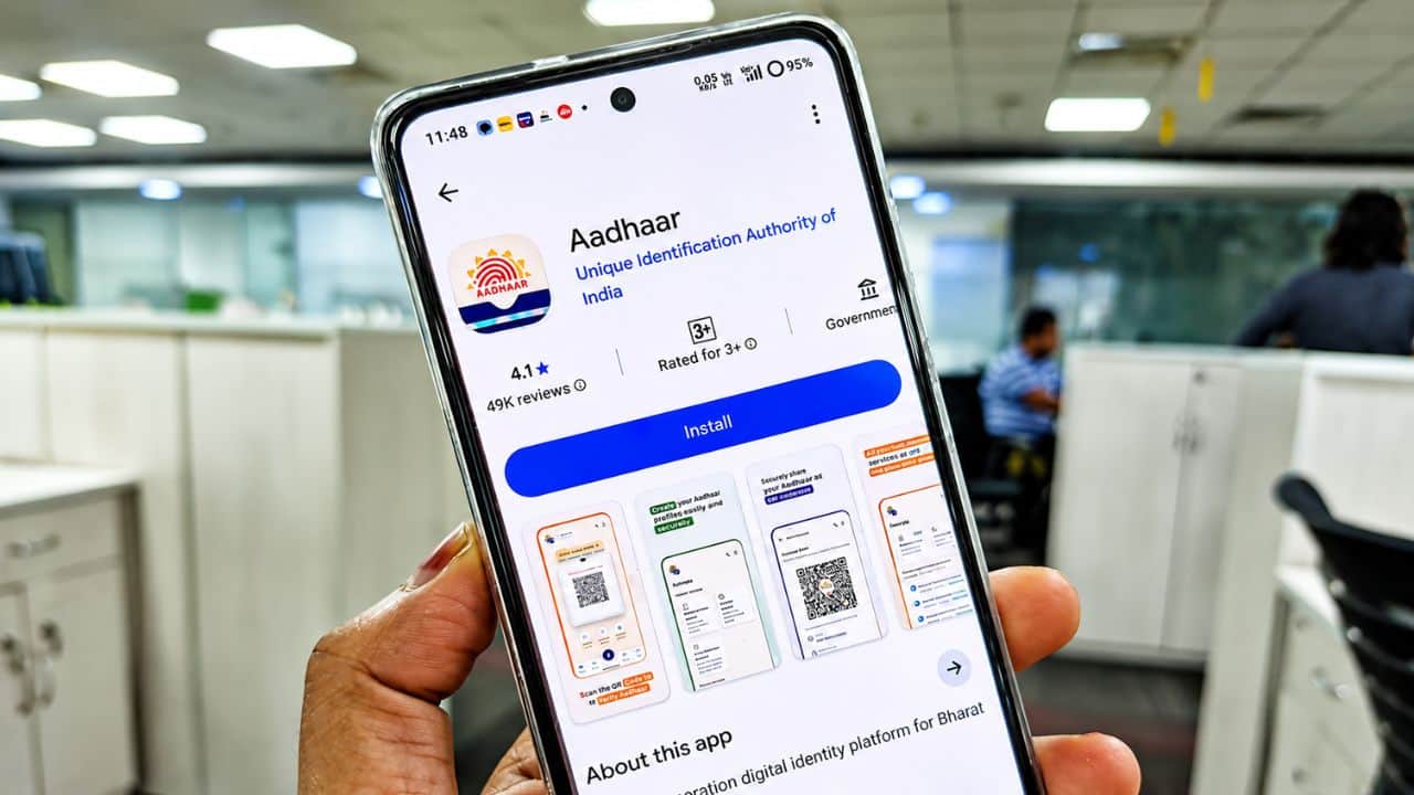 Aadhaar Card Security: What is the Difference Between Aadhaar Number Lock and Biometric Lock