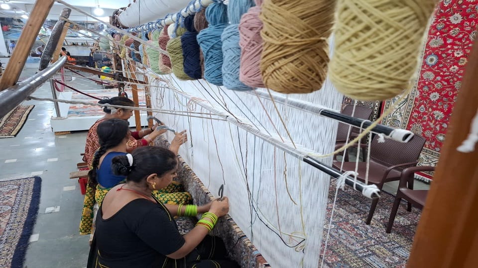 Agra’s 450-Year-Old Carpet Craft Faces Crisis as War, Rising Costs and Falling Orders Hit Artisans