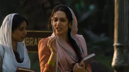 Batwara 1947 romantic track Tabassum released Karan Deol And Ali Fazal Makes Love