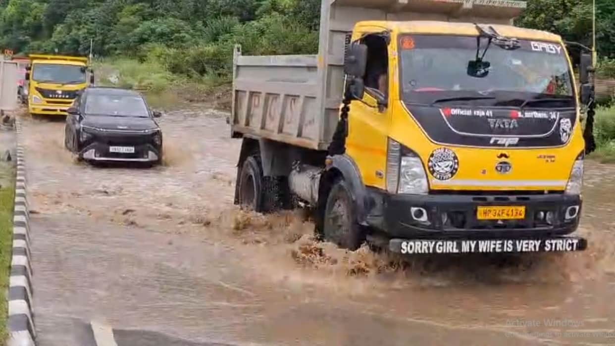 kullu rain four lane waterlogging beas river water level