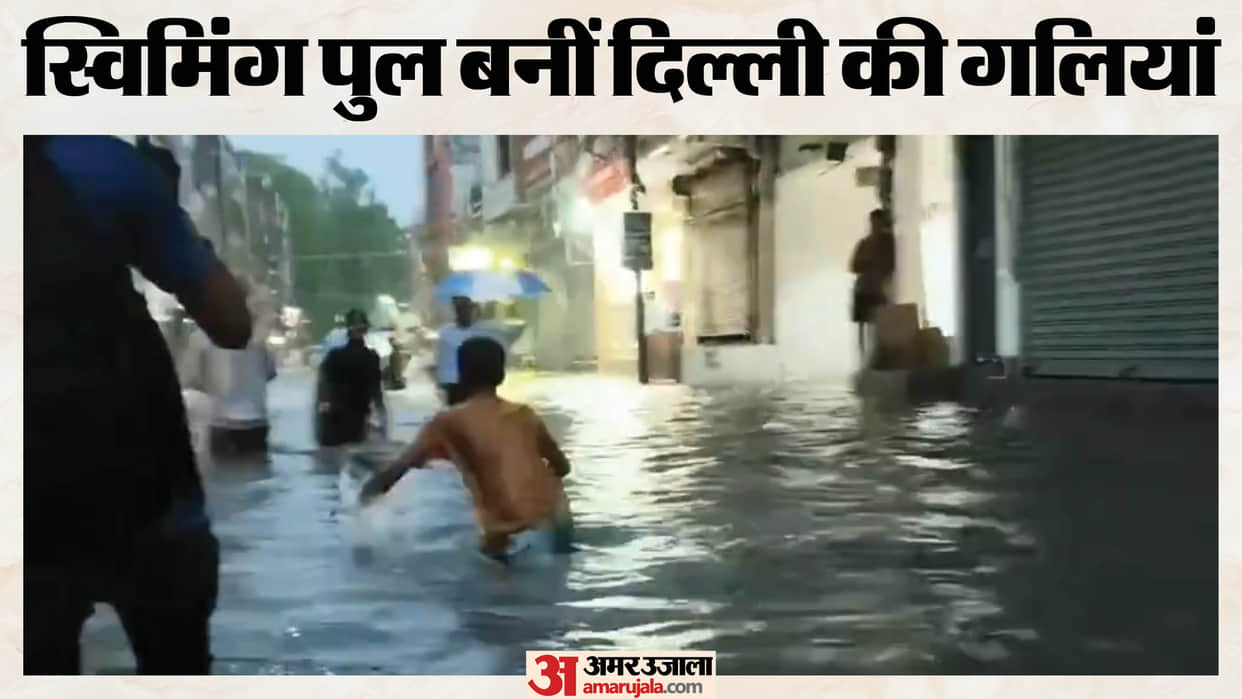 Heavy rain Delhi-NCR Severe waterlogging and long traffic jams in several areas