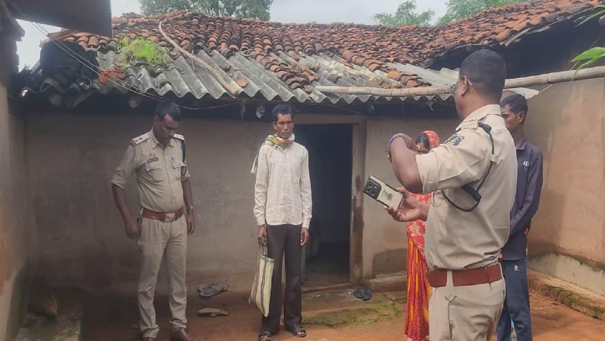 Husband found hiding in widowed neighbor's house, enraged wife pushes him; he dies after being hit by a stone.