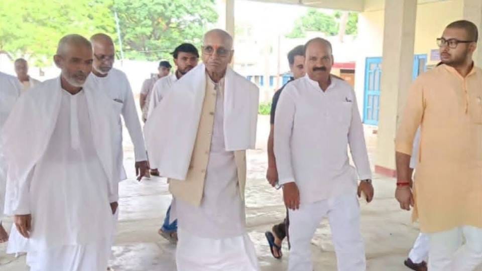 Champat Rai visits seers following Ram Mandir donation theft controversy