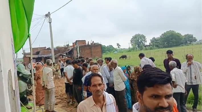 Kannauj Suspicious death of former village head body found in room wife alleges murder