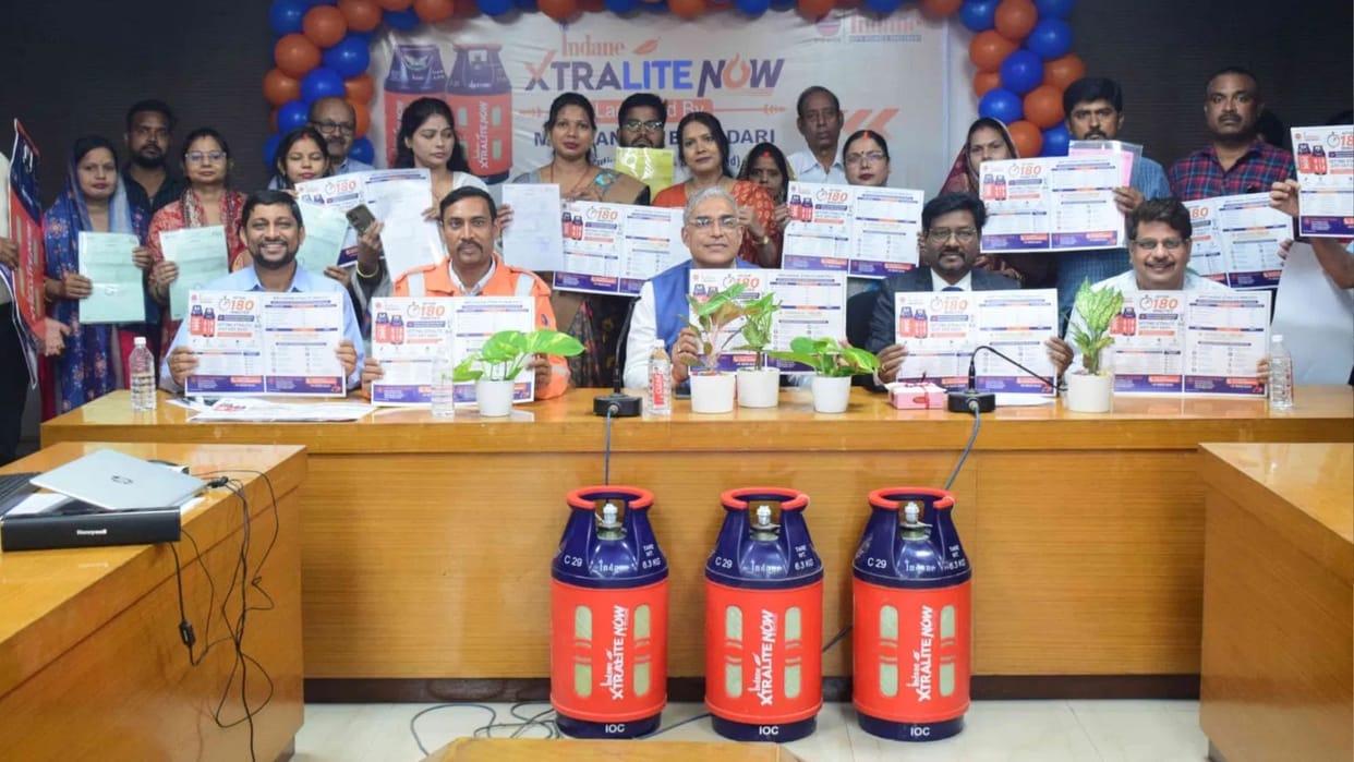 Indane ExtraLite Now launched 50% lighter and delivered in just three hours in varanasi