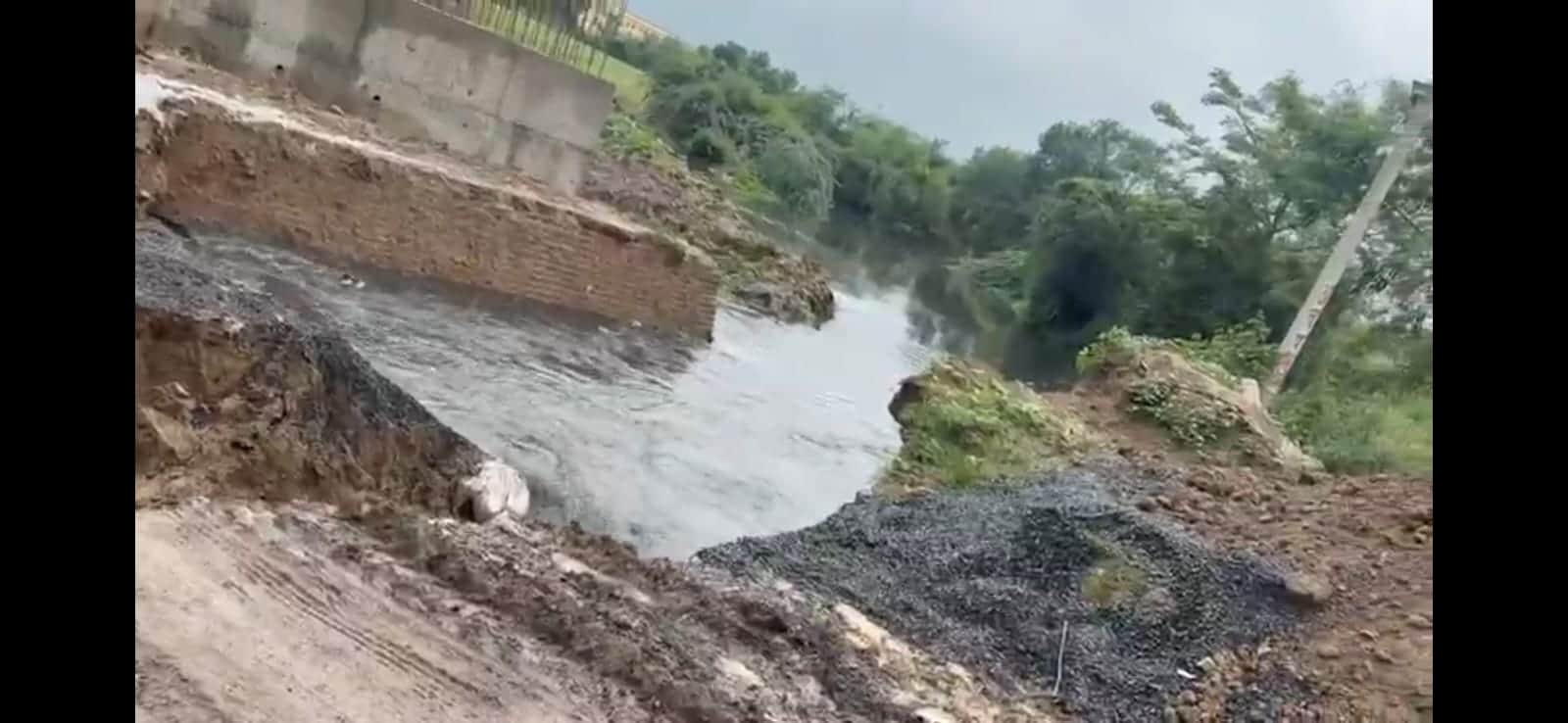 jalaun-ragauli-malanga-nala-temporary-bridge-washed-away