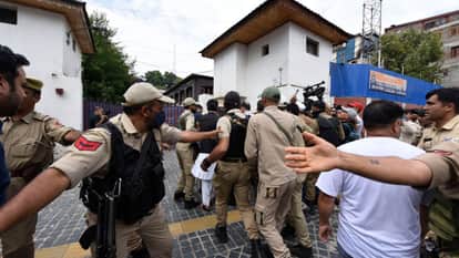 Entitled to fight for Article 370's restoration, says PDP leader Iltija Srinagar