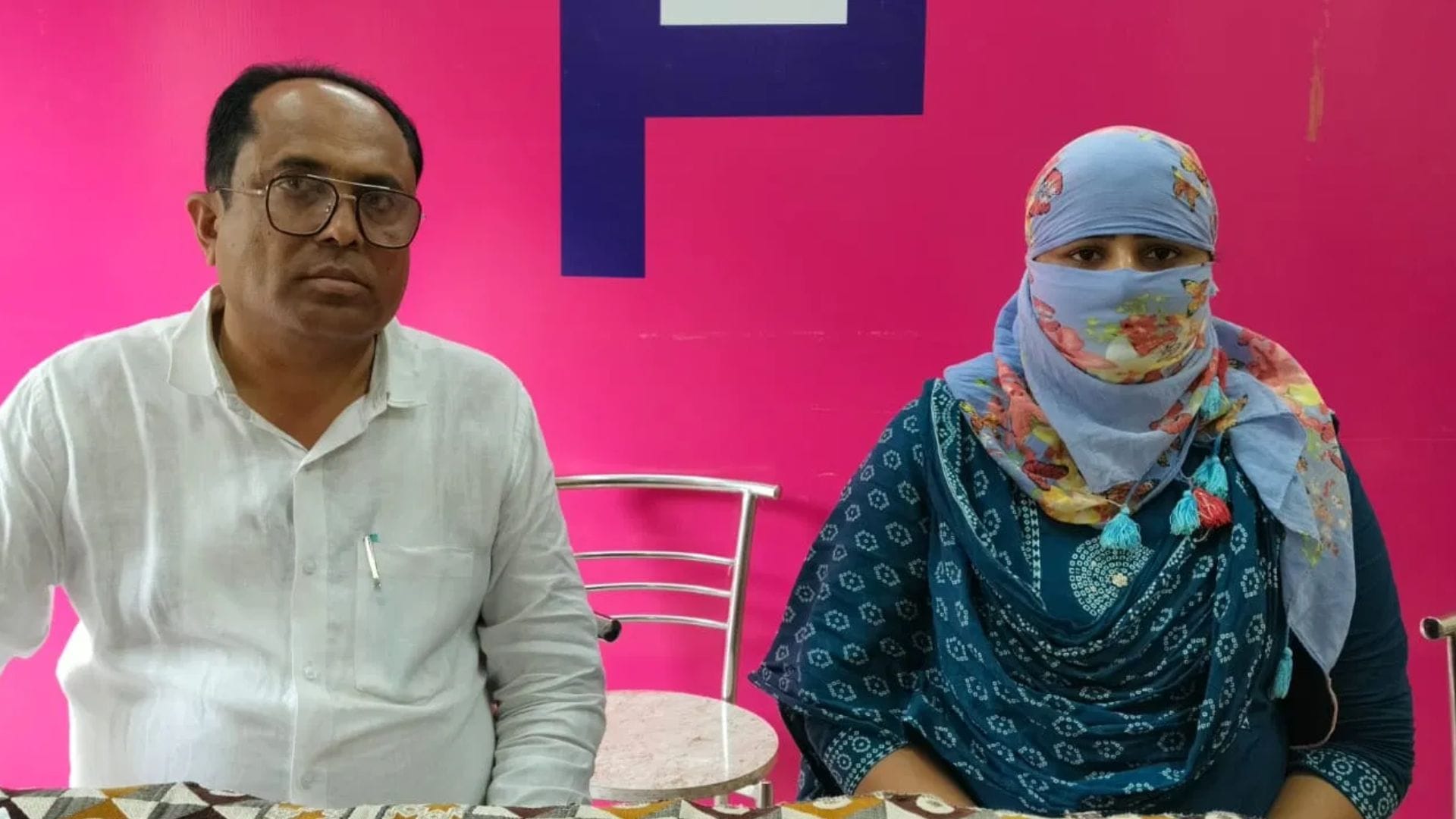 आईपीएस अधिकारी की पुत्रवधू और उनके वकील
