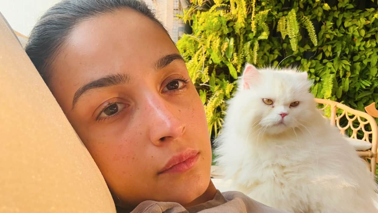 International Cat Day: Alia Bhatt shares adorable selfies with her cat Edward says Happy Eddie day