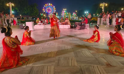 Kanpur: ‘Bhakti Sangam’ event held at JK Temple; devotees sway to devotional songs