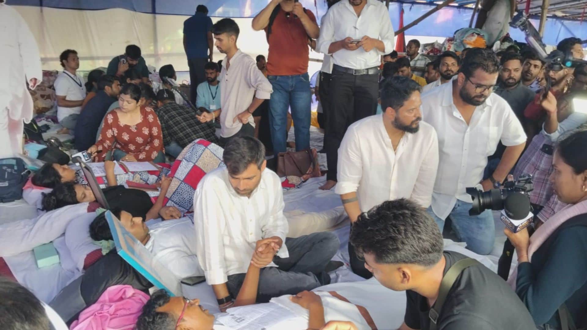 छात्रों और झारखंड सरकार के बीच शनिवार को दूसरे दौर की वार्ता होगी