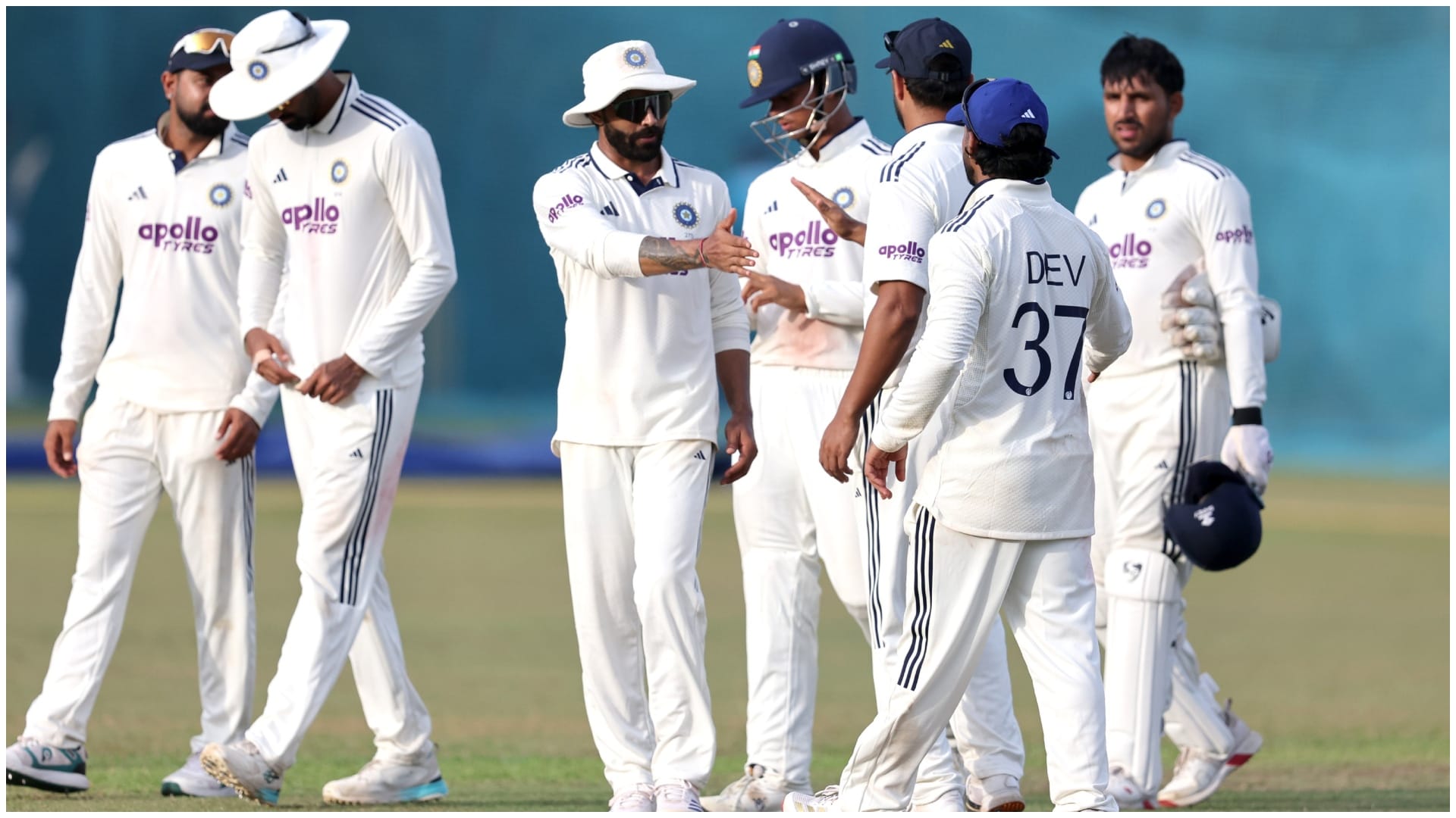 Watch: Ravindra Jadeja Imitates Kuldeep Yadav's Bowling Action, Gautam Gambhir's Reaction Steals The Show
