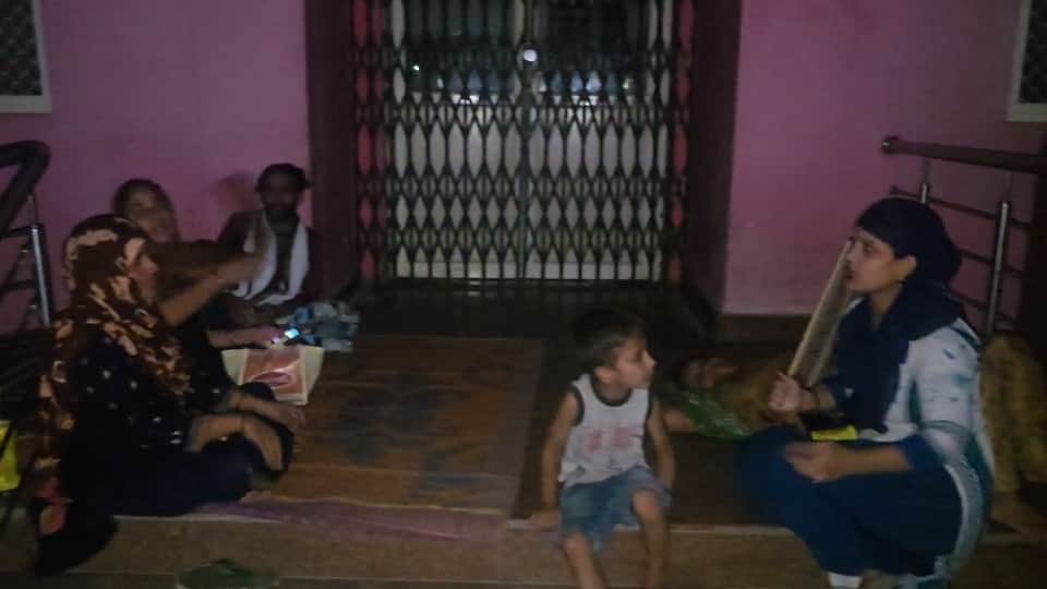 District hospital lost electricity for three hours patients and attendants worried in Bulandshahr