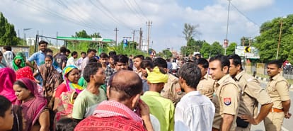 Farrukhabad-Hospital-Mother-Newborn-Death-Family-Protest-Highway-Jam