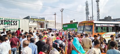 Farrukhabad-Hospital-Mother-Newborn-Death-Family-Protest-Highway-Jam
