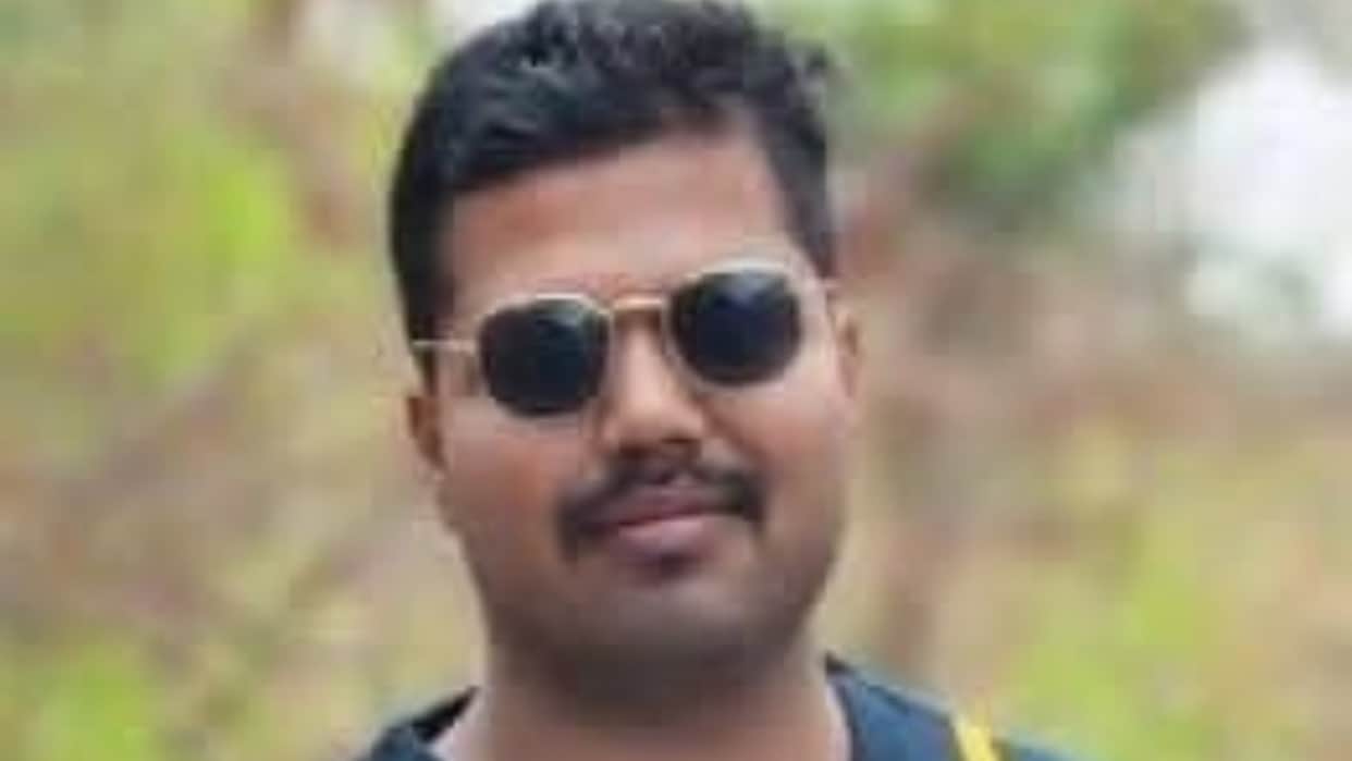 Private bank employee dies after bike collides with a bull roaming on the road in Pilibhit