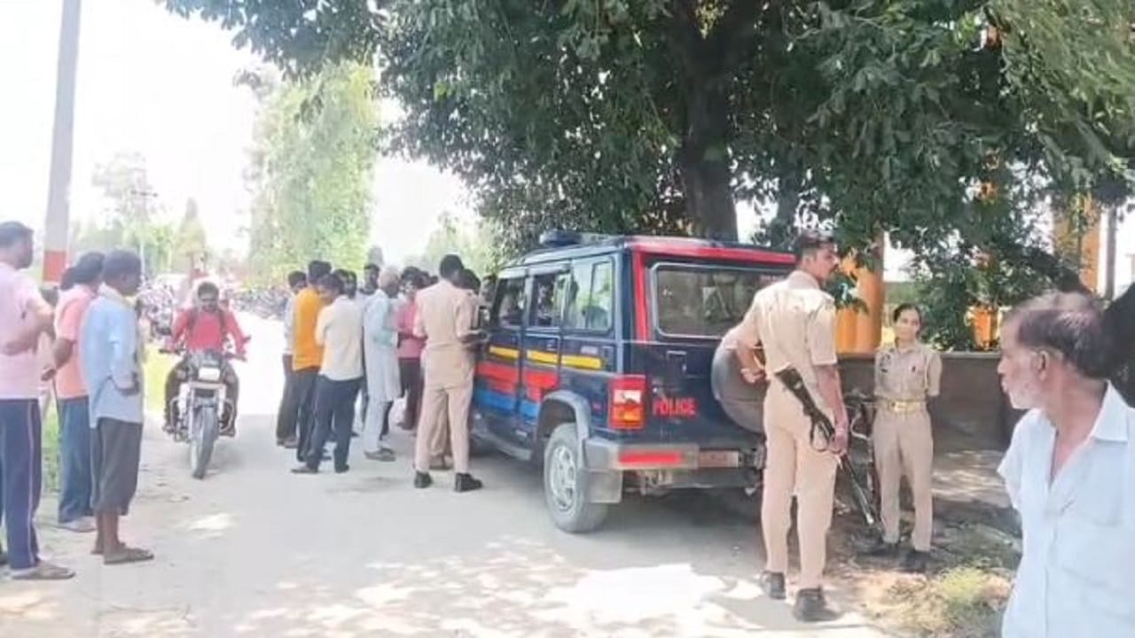 Overhead tank watchman dies of electrocution negligence alleged in Shahjahanpur