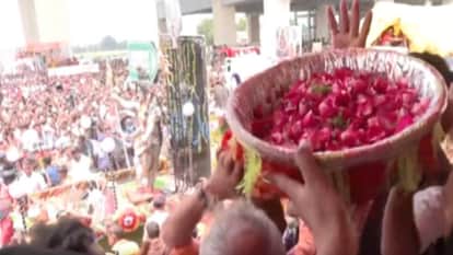 Kanwad Yatra 2026: CM Yogi Adityanath to Visit Meerut Today, Will Shower Flowers on Kanwariyas