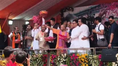 CM Yogi Showers Flowers on Kanwariyas for 20 Minutes in Meerut, Calls Kanwar Yatra a Festival of Faith and Soc