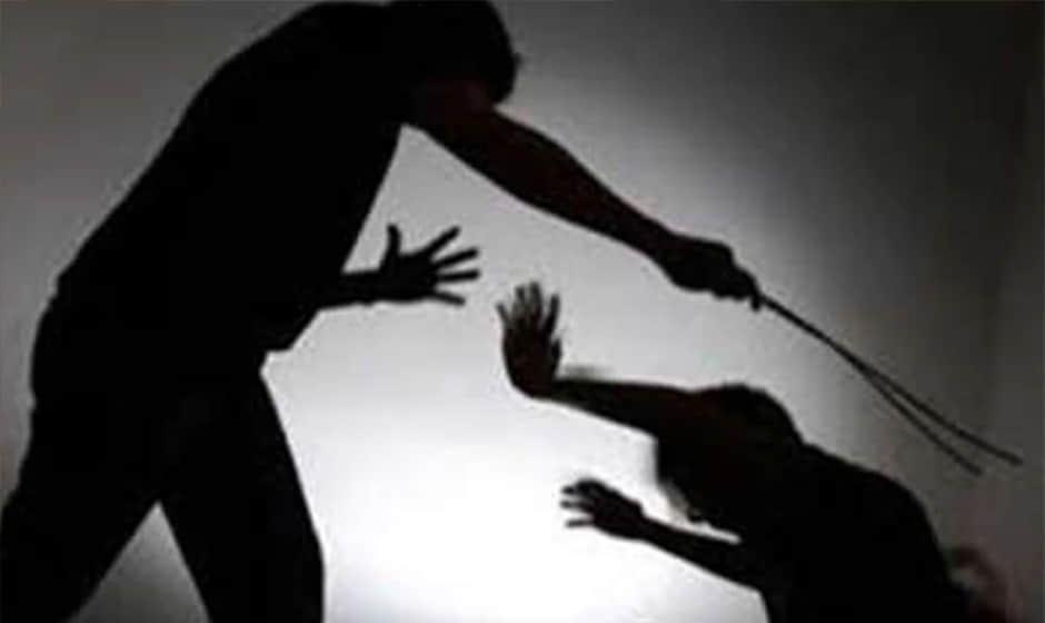 Kanpur: LKG student beaten by teacher for talking in class