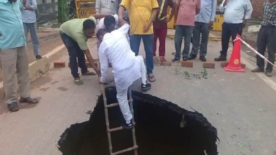 Smart City Roads Collapse at Three Places Creating 20-Ft-Deep Pits Truck Gets Trapped