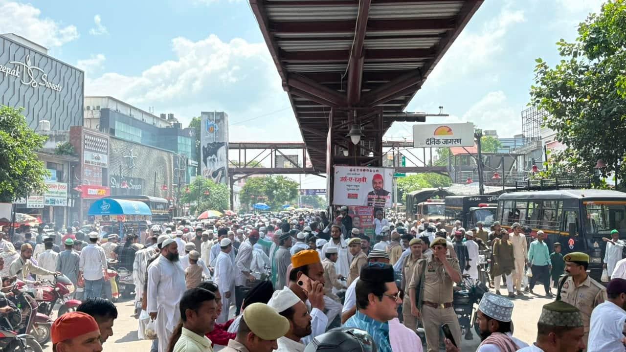 Ala Hazrat Urs concludes with the Kul ritual a sea of devotees seen on the roads of Bareilly
