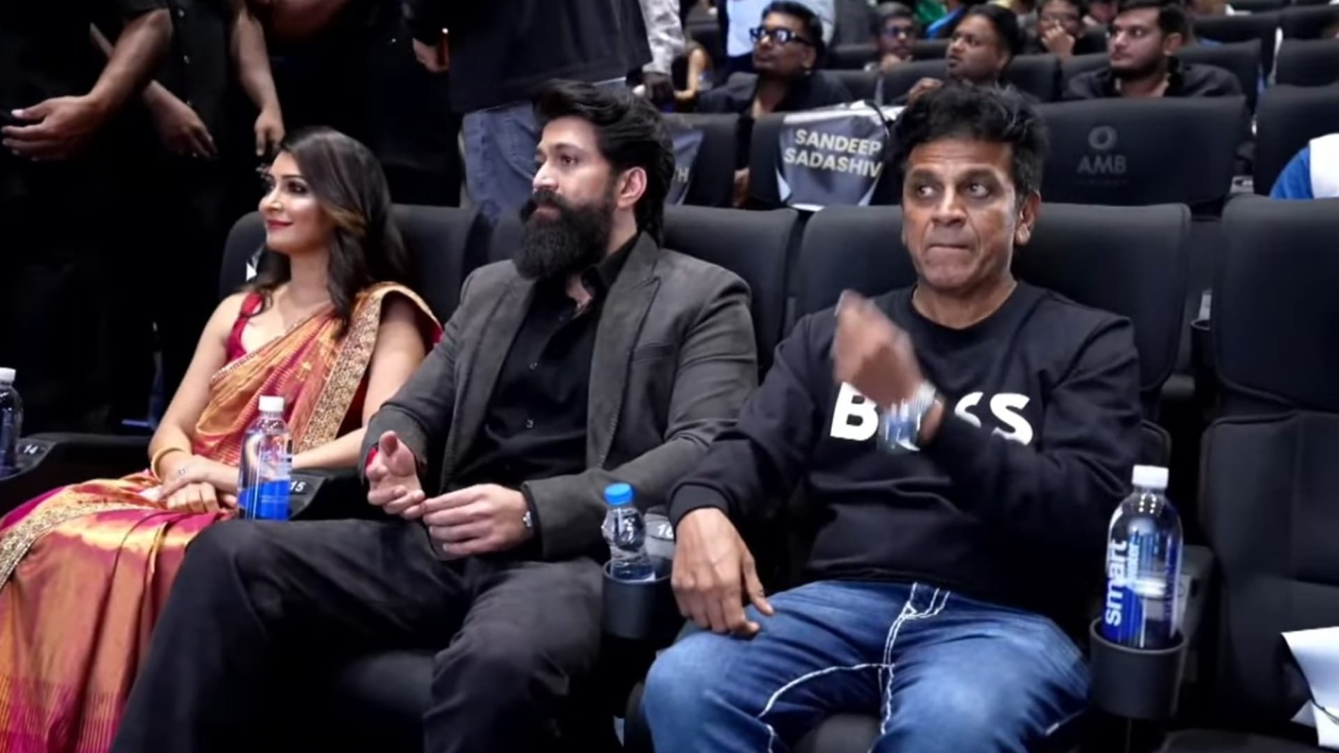 Toxic Trailer Live:’टॉक्सिक’ का ट्रेलर रिलीज; यश-कियारा-तारा समेत इन सितारों की मौजूदगी में हुआ लॉन्च – Toxic Trailer Release Live: Yash Starrer Movie Trailer Launch At 7 Pm Watch Video Direct Link
