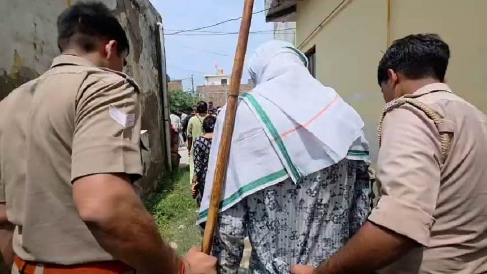 Mathura Murder Case Woman kills husband in collusion with daughter lover head crushed with pestle