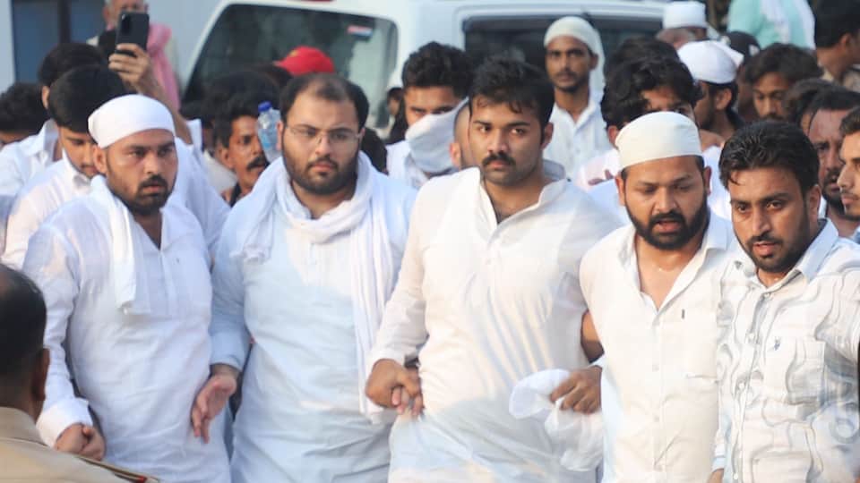 Atiq Ahmed Son Death Ali said After seeing Aban body You were pillar of family why did you leave us