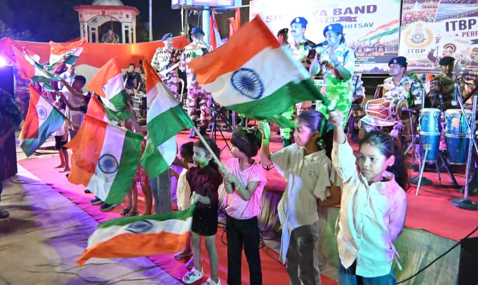 Azadi Ka Amrit Mahotsav: Phoolbagh Drenched in Patriotic Fervor; Kanpur Resounds with ITBP Band's Melodies