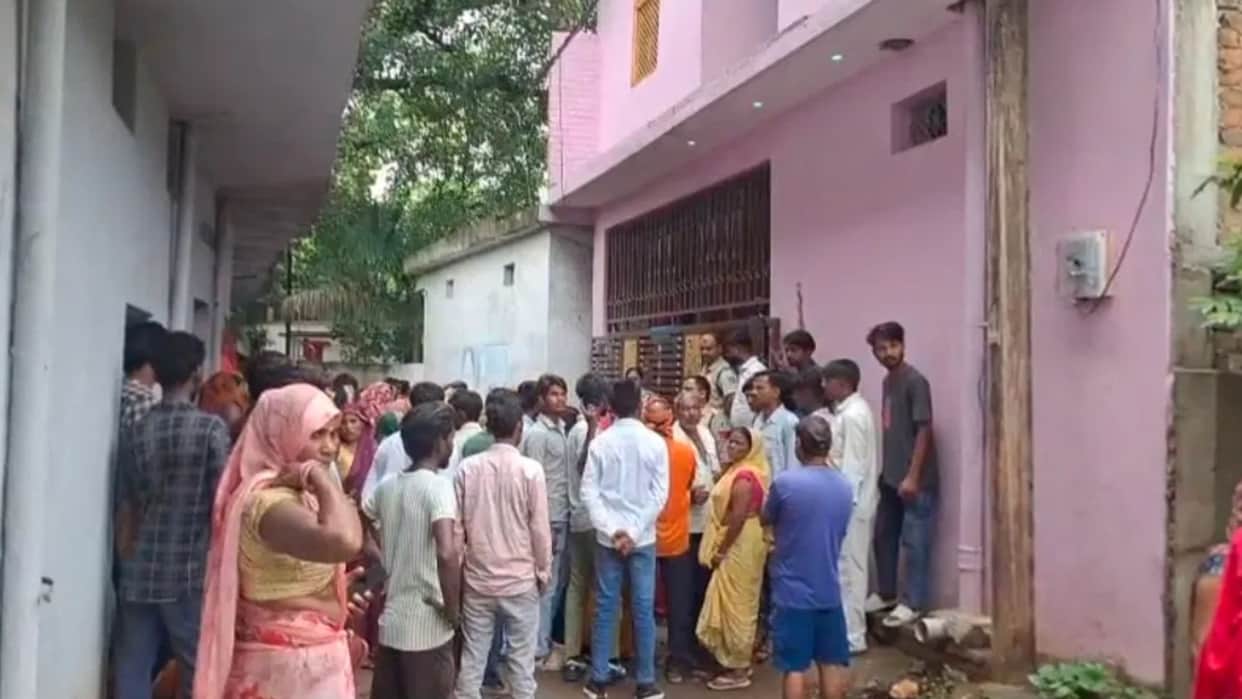 MP Tension in Sidhi After Mason Suspicious Death Angry Family Surrounds House, Police Called In