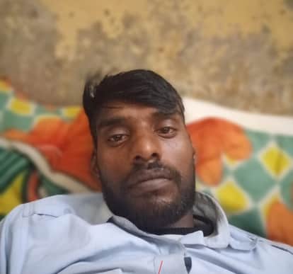 Etawah-Bakewar-Sukhveer-Singh-Found-Hanging-In-House-Police-Investigation