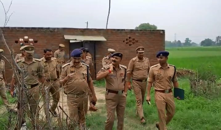 Kanpur Robbery or Grudge Save me I dont want to die Three CCTVs installed in house sight of blood soaked lap