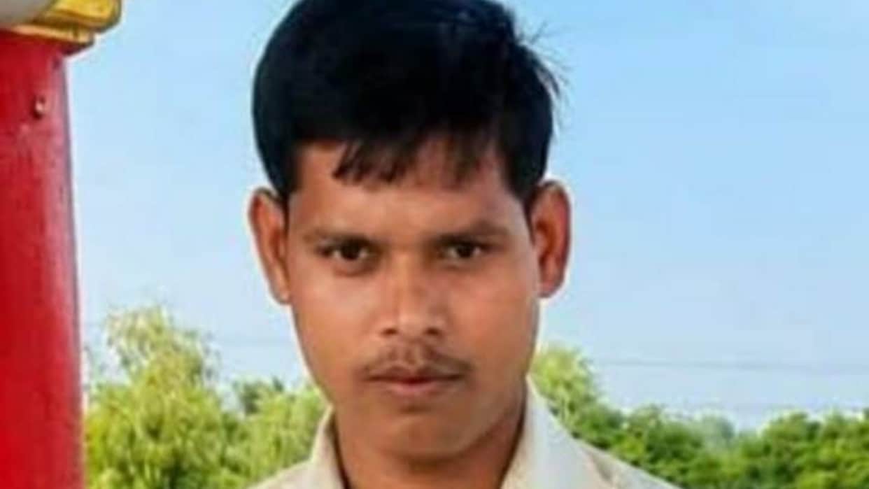 Young man commits suicide by hanging himself after losing money in online game in Shahjahanpur