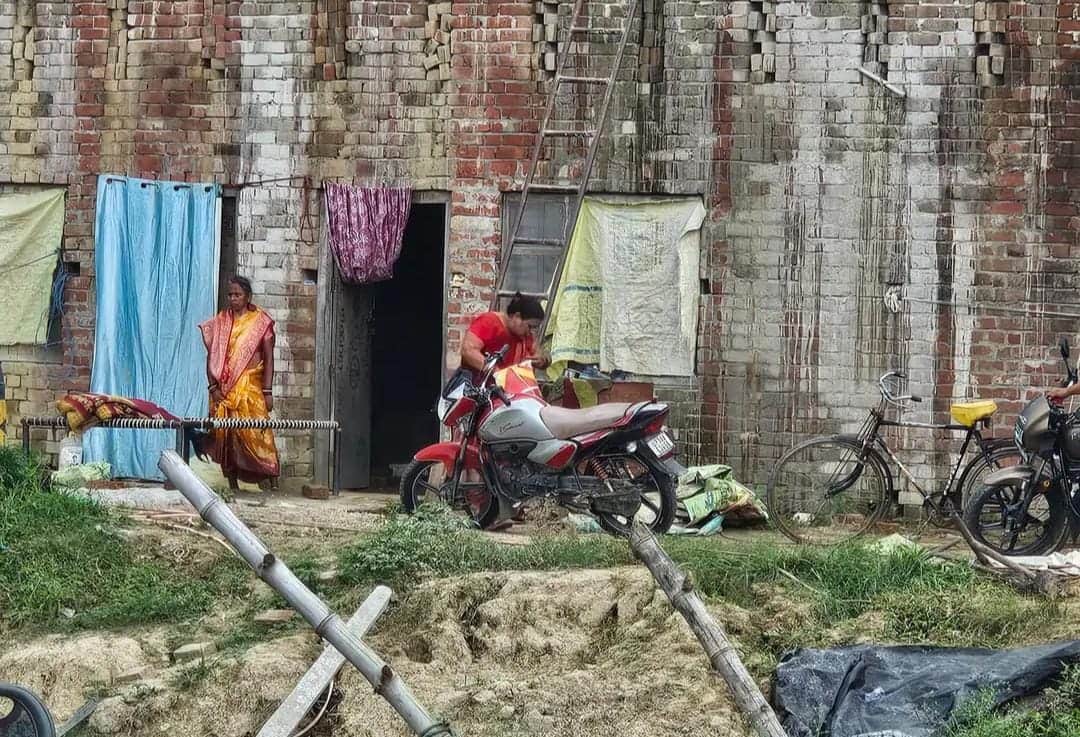 Sitapur: 16–18 rounds fired at woman's house amid land dispute; death threats issued