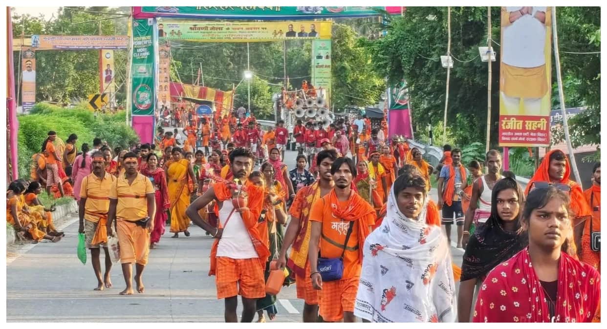 baba garibnath dham muzaffarpur sawan second monday jalabhishek kanwariya crowd